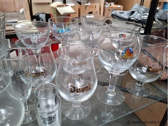 Glaswerk - afbeelding 3 van  3