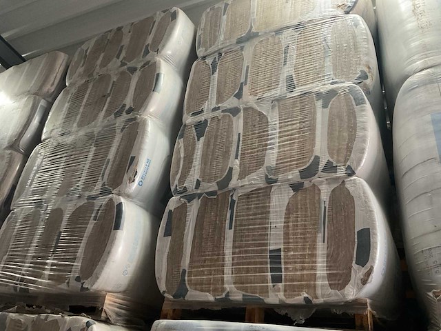 Glaswol plaat 10 cm dik 24 m2 ( 1/4 pal ) - afbeelding 3 van  3