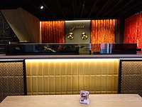 Glazen afscheiding - afbeelding 2 van  3