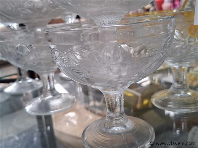 Glazen coupe - afbeelding 2 van  3