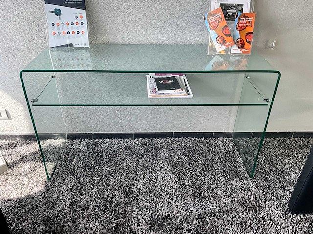 Glazen design bijzettafels (3x) - afbeelding 1 van  7
