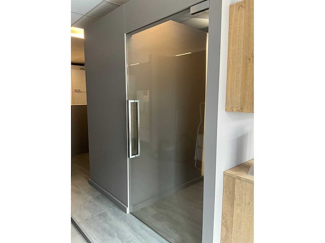 Glazen deur 180 ° - afbeelding 3 van  9