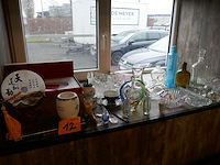 Glazen en chinese decoratie - afbeelding 1 van  4