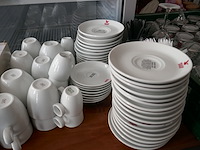 Glazen en koffiekopjes - afbeelding 4 van  4