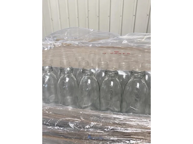 Glazen flesjes 150 ml – pp28 schroefhals dijkstra - afbeelding 4 van  4