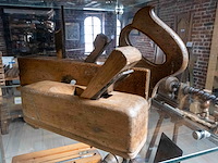 Glazen kast 1_2 schaven e.a. - afbeelding 4 van  4