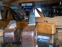 Glazen kast 1_schaven - afbeelding 2 van  2