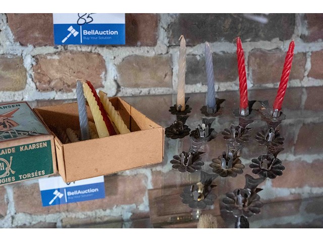 Glazen kast 2_kerstboomkaarsen - afbeelding 1 van  2