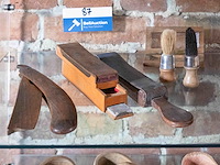 Glazen kast 2_scheergerief - afbeelding 1 van  1