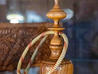 Glazen kast 3_ houten doosjes en vaasjes - afbeelding 6 van  8