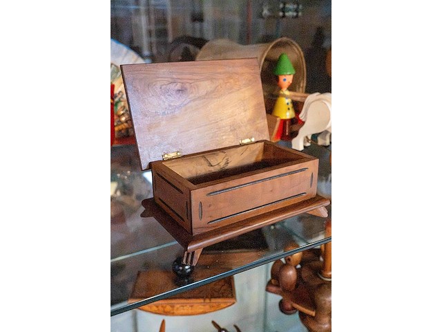 Glazen kast 3_bureaugerief - afbeelding 7 van  9