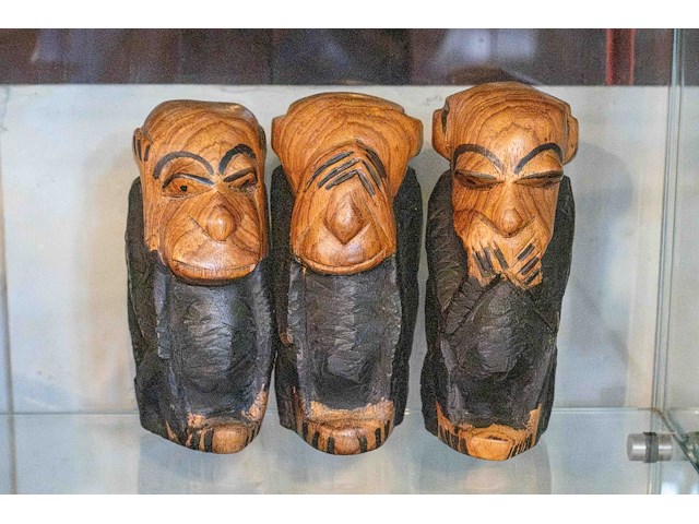 Glazen kast 3_houten boekenhouder e.a. - afbeelding 6 van  8