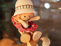 Glazen kast 3_kerst- en andere miniaturen - afbeelding 2 van  10