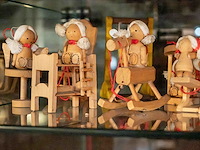 Glazen kast 3_kerst- en andere miniaturen - afbeelding 4 van  10