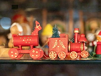 Glazen kast 3_kerst- en andere miniaturen - afbeelding 5 van  10