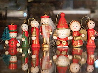 Glazen kast 3_kerst- en andere miniaturen - afbeelding 9 van  10