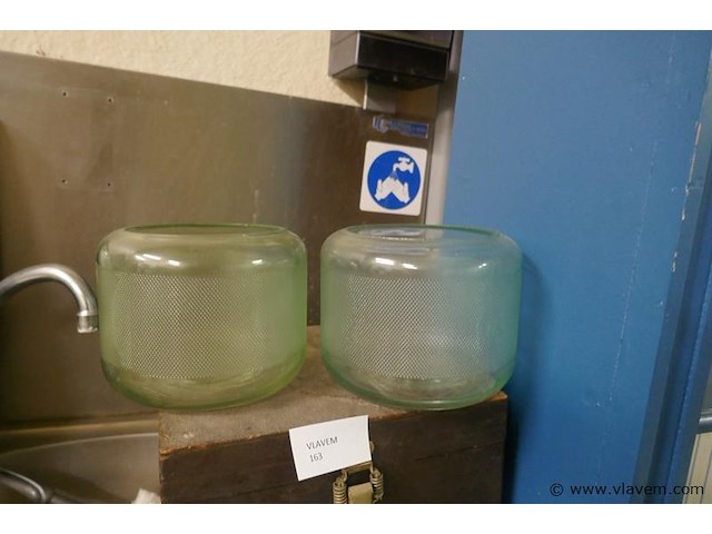 Glazen potten - afbeelding 1 van  1