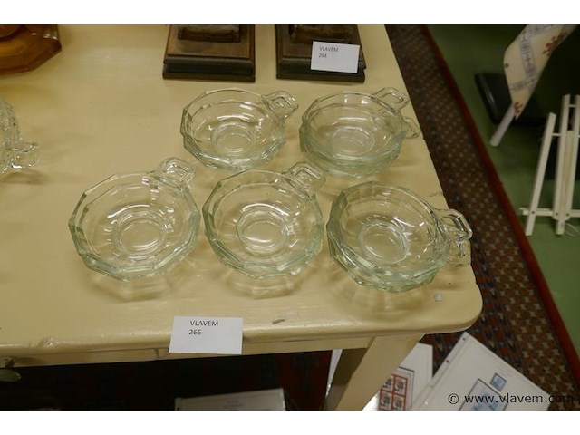 Glazen schaaltjes - afbeelding 1 van  1