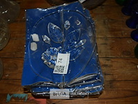 Glazen serveerschotel met bloemenmotief - afbeelding 2 van  2