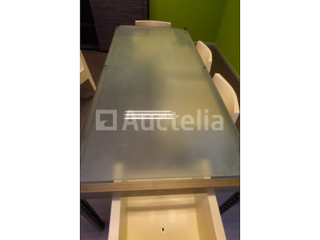 Glazen tafel + fauteuils - afbeelding 3 van  6