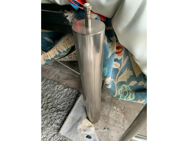 Glazen tafel met inox onderstel - afbeelding 2 van  2