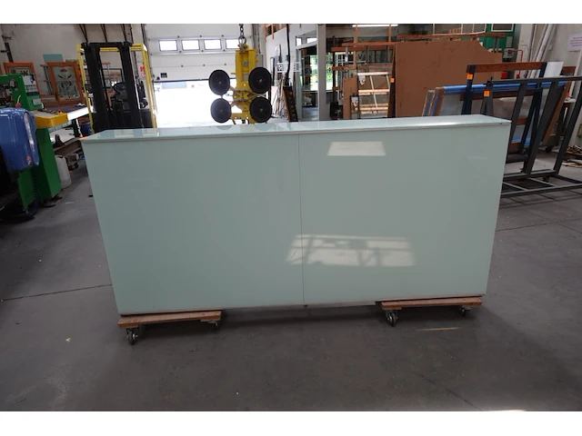 Glazen toogmeubel - afbeelding 2 van  6