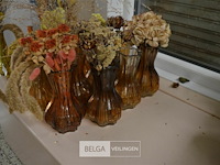 Glazen vazen met decoratie - afbeelding 1 van  6