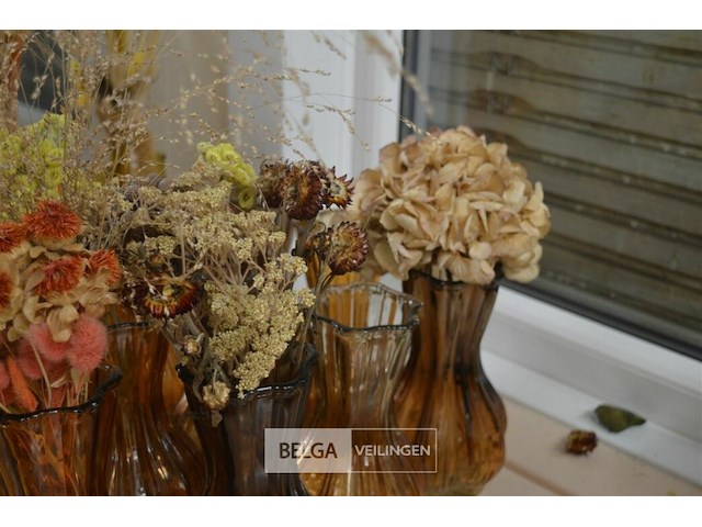 Glazen vazen met decoratie - afbeelding 6 van  6