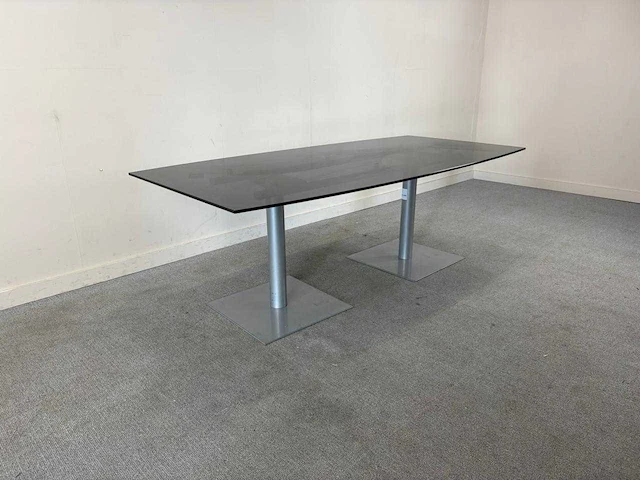 Glazen vergadertafel - conference table - afbeelding 2 van  8