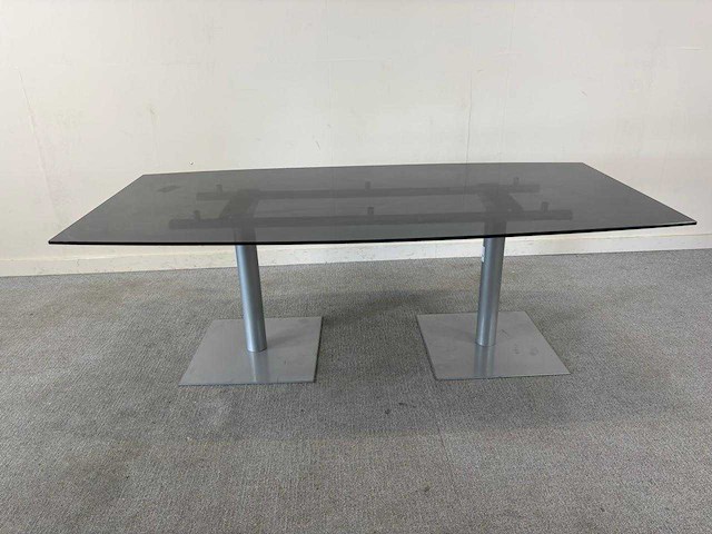 Glazen vergadertafel - conference table - afbeelding 2 van  7