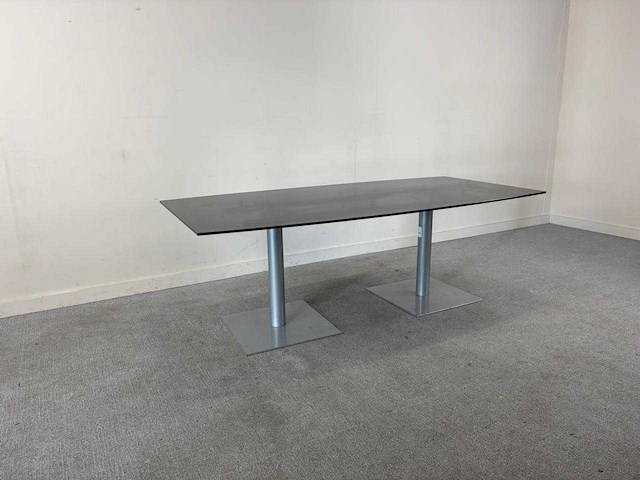Glazen vergadertafel - conference table - afbeelding 3 van  7