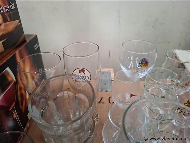 Glazen - afbeelding 5 van  6