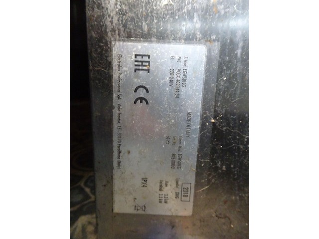 Glazenspoelmachine electrolux + ijsblokmachine brema - afbeelding 3 van  5