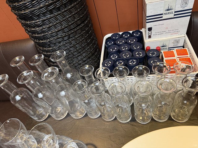 Gleierwerk en opdienmateriaal - afbeelding 3 van  13