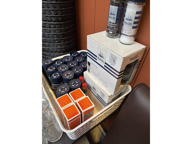 Gleierwerk en opdienmateriaal - afbeelding 5 van  13