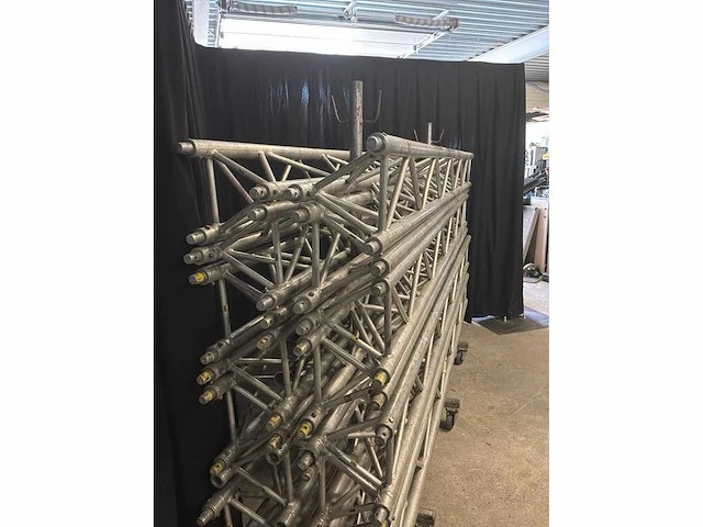 Globaltruss - aluminium truss (16x) - afbeelding 3 van  4