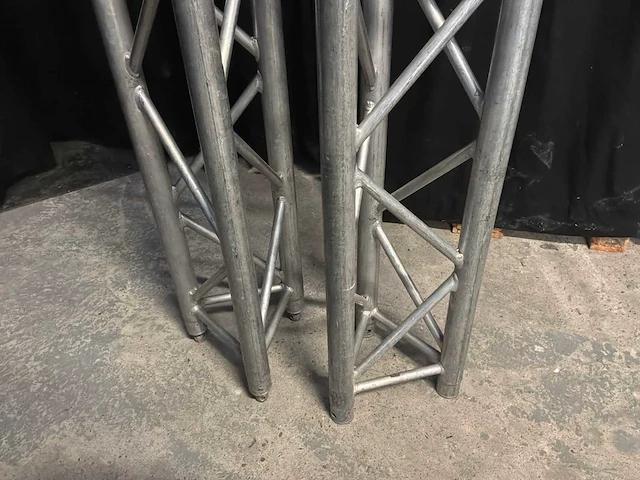 Globaltruss - aluminium truss (2x) - afbeelding 3 van  4