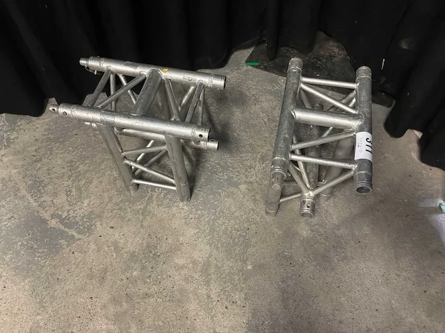 Globaltruss - aluminium truss (2x) - afbeelding 2 van  3