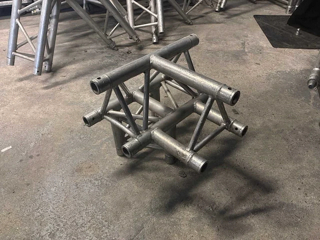 Globaltruss - aluminium truss (4x) - afbeelding 3 van  4
