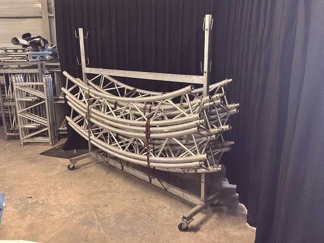 Globaltruss aluminium trus (8x) - afbeelding 1 van  4