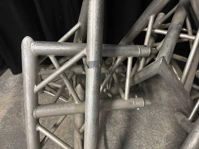 Globaltruss aluminium truss (3x) - afbeelding 4 van  4