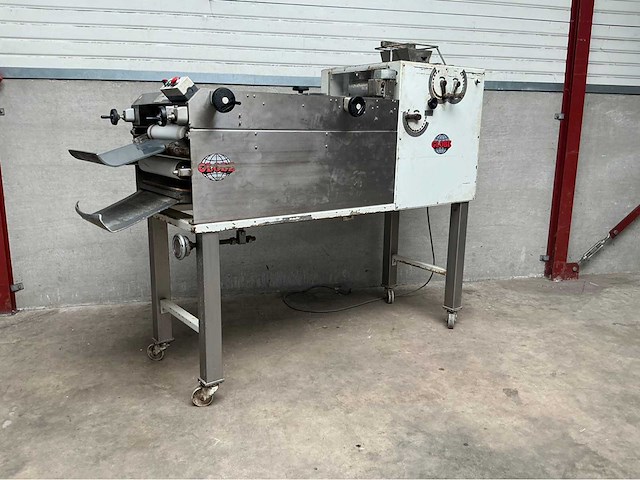 Globe - deeg langmaker - afbeelding 1 van  6