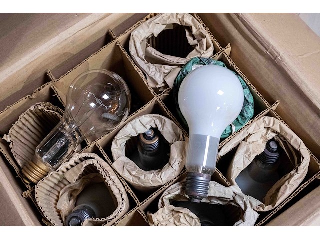 Gloeilampen - afbeelding 4 van  5
