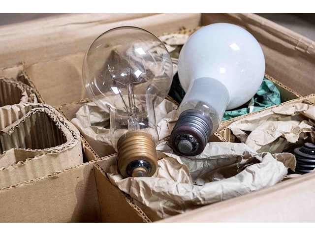 Gloeilampen - afbeelding 5 van  5