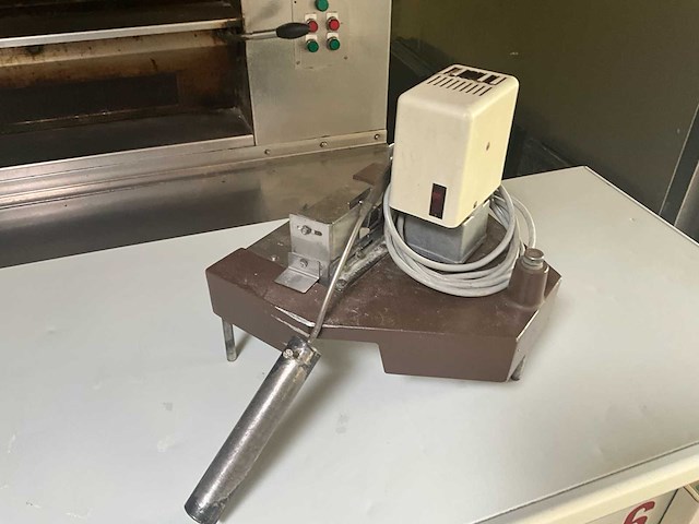 Glottermetall gm 500 chocolade schaafmachine - afbeelding 8 van  8