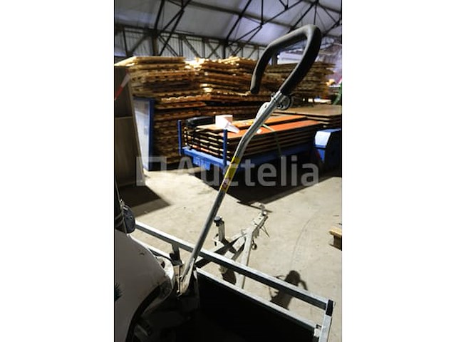 Glutton h2o perfect electric street vacuum - afbeelding 12 van  14