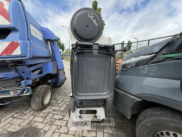 Glutton straatzuiger- en veger - afbeelding 6 van  14