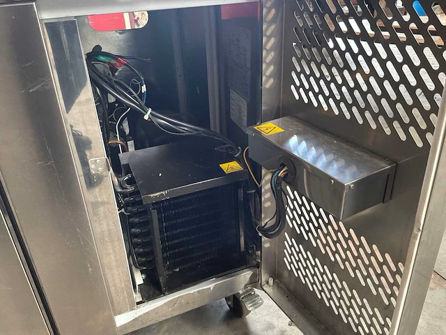 Gn2200bt mobiele koelwerkbank - afbeelding 4 van  9