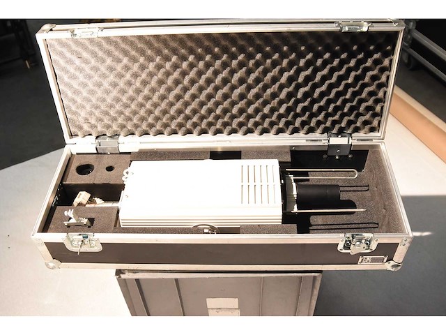 Gobo projector - gl700 el incl case - various light equipment - afbeelding 1 van  1