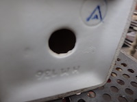 Goebelbeeld sign. uber - afbeelding 2 van  2